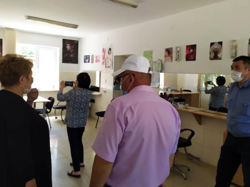 Кыргыз Республикасынын Акыйкатчы институтунун жетекчилиги жана кызматкерлери Военно-Антоновкадагы балдар үйүндөгү  тарбиялануучуларга барып жолугушту