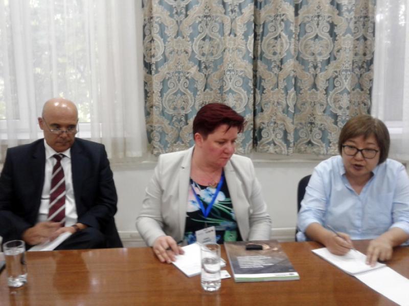 Токон Мамытов БУУнун Баңги заттар жана кылмыштуулук боюнча башкармалыгынын өкүлдөрүн кабыл алды