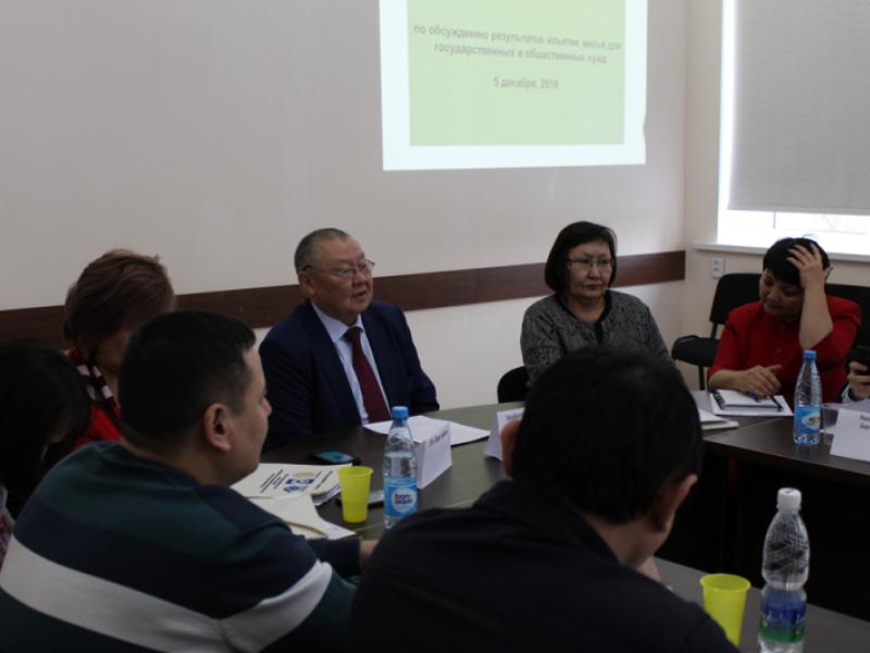 Жарандардын жер тилкелерин жана турак-жайларын мамлекет тарабынан алып коюулар үчүн компенсациялар базар баасына шайкеш келүүсү керек