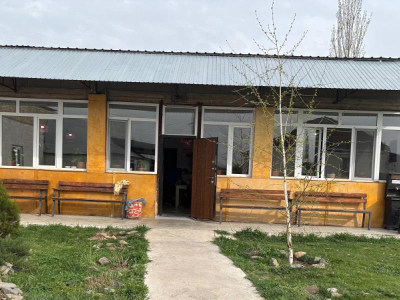 Институт Акыйкатчы окажет поддержку социальной деревне “Манас”