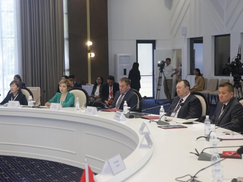 Институт Акыйкатчы намерен усилить работу с Конституционным судом КР по защите прав и свобод человека