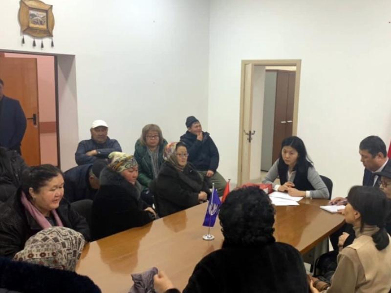 А.Атамбаевдин тарапкерлери КР Акыйкатчысы Атыр Абдрахматованын кабыл алуусуна келишти