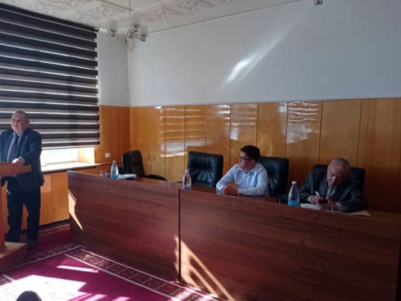 Токон Мамытов Балыкчы шаарынын тургундары менен жолугушту