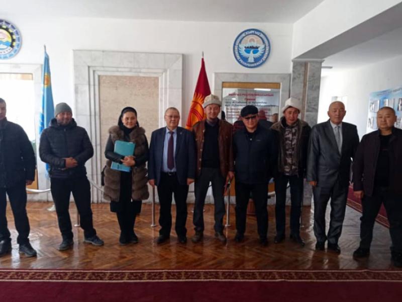 Токон Мамытов Балыкчы шаарынын тургундары менен жолугушту