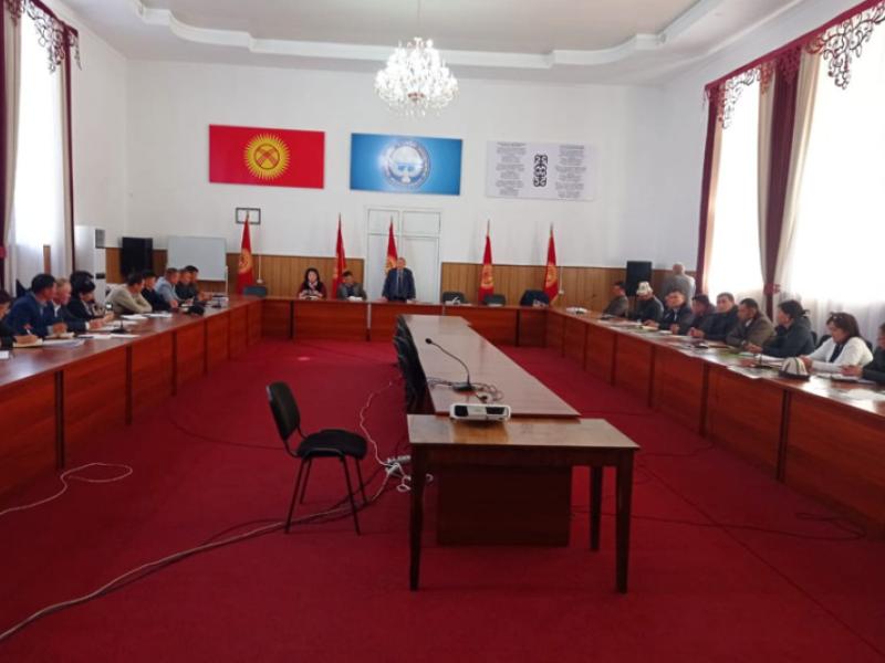 Темир айылынын 200дөн ашуун тургундары пенсияга чыга албай, пенсия албай жүрүшөт