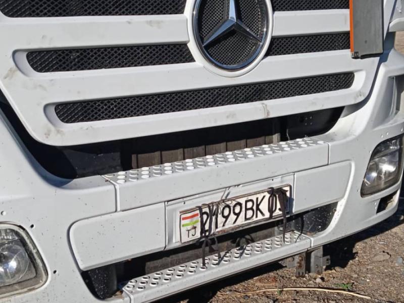 Кыргызтандын аймагында токтотулган тажик жарандарынын милиция кызматкерлерине жана жарандарга доосу жок