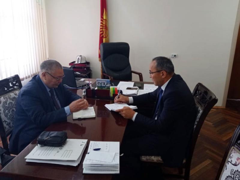 Кыргызстандын Акыйкатчысы Түп районунун тургундары жана жетекчилиги менен жолугушту