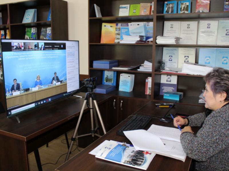 КР Акыйкатчысынын орун басары Гүлнара Жамгырчиева майыптардын укуктарын коргоого жана адамдын экологиялык укуктарын коргоого арналган эл аралык  конференцияга катышты