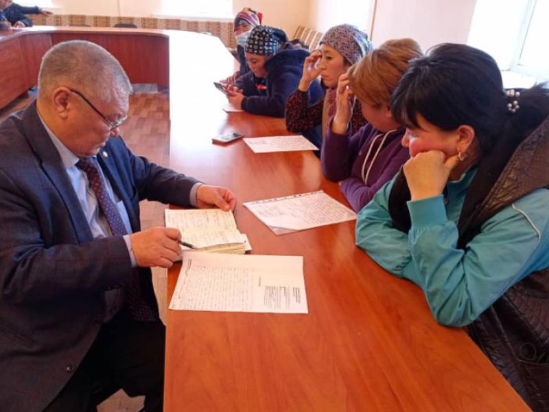 Кыргызстандын Акыйкатчысы Ак-Суудагы психоневрологиялык диспансерге мониторинг жүргүздү жана Жети-Өгүз районунун эли менен жолугушту