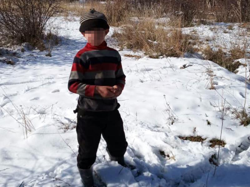 КР Акыйкатчысы Ак-Булуң айыл өкмөтүндөгү жетим бала боюнча маалыматты өз көзөмөлүнө алды