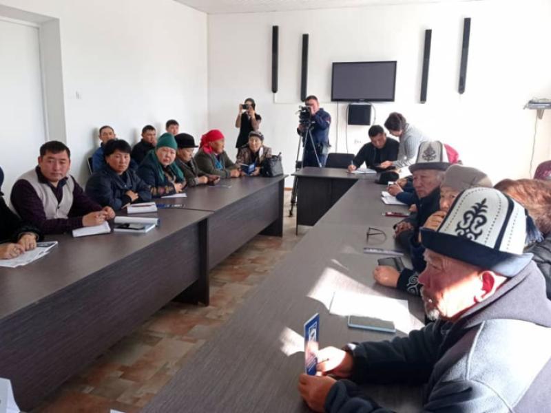 Кыргызстандын Акыйкатчысы Ысык-Көл облусунун Тоң районунда болду