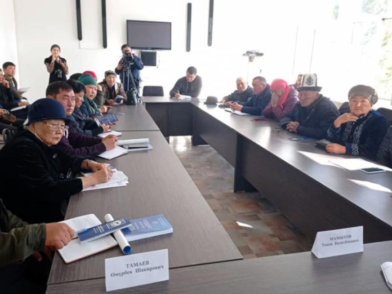 Кыргызстандын Акыйкатчысы Ысык-Көл облусунун Тоң районунда болду