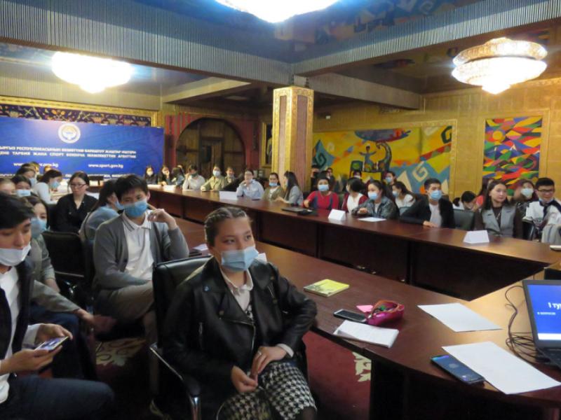 БУУнун Өнүктүрүү Программасы жаштардын укуктук сабаттуулугун жогоруулатууну колдойт