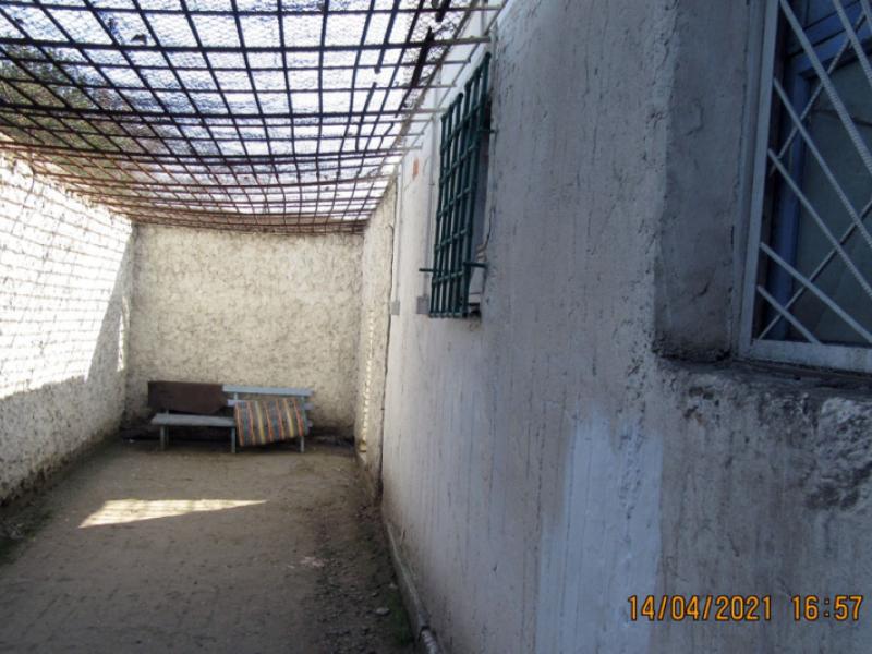 Шектүү жана айыпкер аялдар үч жашка чейинки балдары менен бирге болууга укуктуу