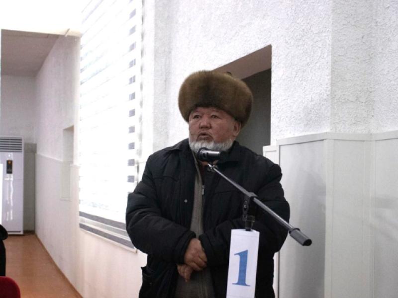 Нарындын тургундары Акыйкатчыдан Ат-Башы районуна чек ара аймагы статусун алууга көмөктөшүүнү суранышты