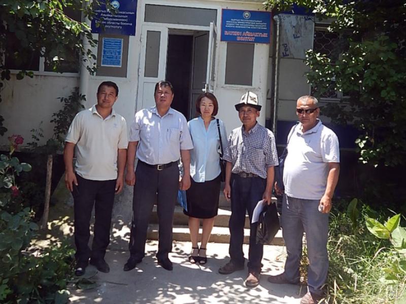 Акыйкатчы аппаратынын кызматкерлери Кыргызстандын түштүк тарабында жайгашкан убактылуу кармоочу жайларды текшеришти