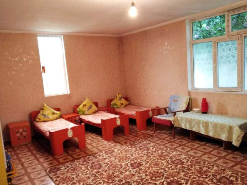 КР Акыйкатчынын орун басары өлкөнүн түштүгүндөгү балдар интернаттарда жана жабык мекемелерде балдардын укуктарынын сакталышын текшерди