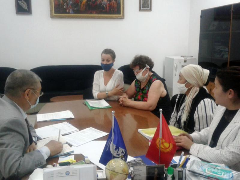 Кыргыз Республикасынын Акыйкатчысы борборубуздун  Биринчи май  районундагы балдардын укуктарын калыбына келтирүү боюнча  Бишкек ш. мэриясынын иш-аракеттерин көзөмөлгө алды