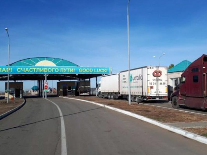 КР Акыйкатчысы Токон Мамытов Казакстандагы кесиптешине кайрылып, Сагарчин Казакстан –Россия чек ара пунктунда турган жарандарыбызды Мекенге кайтарууда көмөк көрсөтүүнү суранды