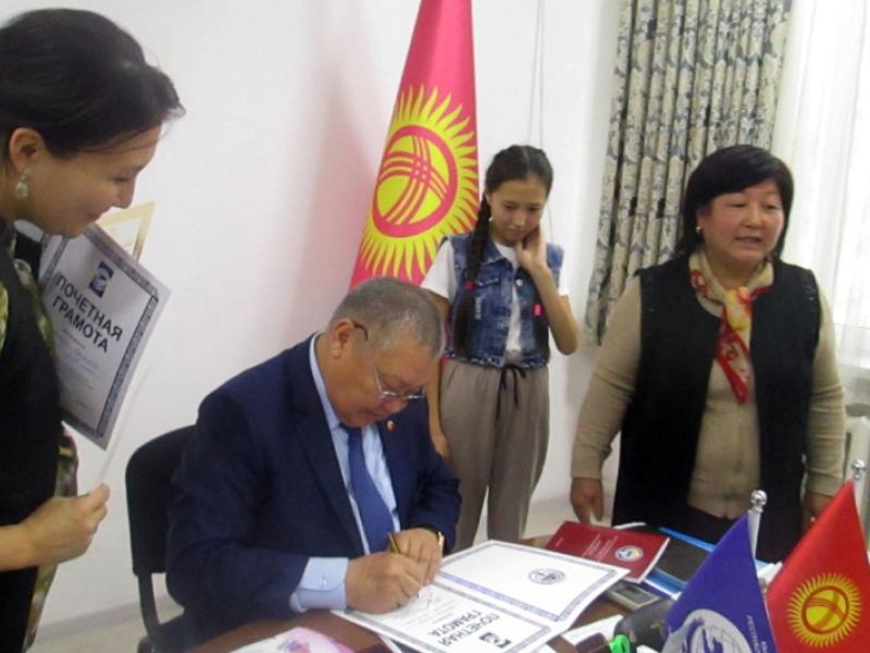 Токон Мамытов: «Башка адамдын укугун сактоо жана урматтоо менен гана адамгерчиликтүү адам боло аласың”