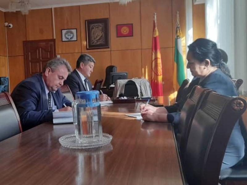 КР Акыйкатчы (Омбудсмен) институтунун кызматкерлери “Укук кербени” долбоорунун алкагында Панфилов жана Жайыл райондоруна барышты