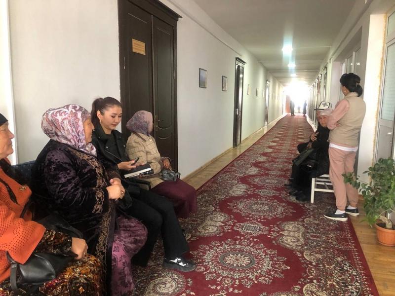 Акыйкатчы Атыр Абдрахматова мамлекеттик органдарды Баткен областынын жашоочуларынын маселелерине көңүл бурууга чакырды