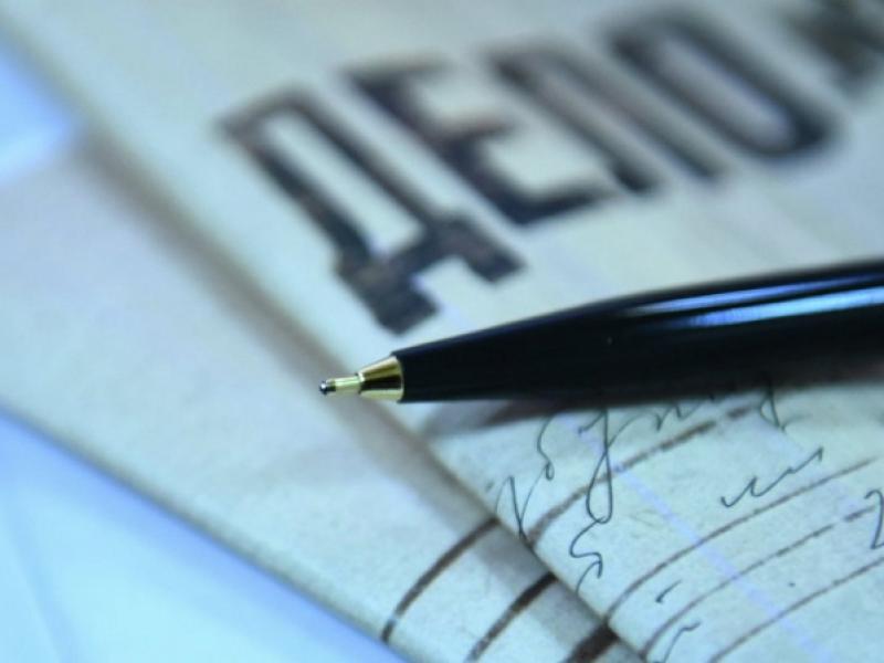 Бишкек шаарында үй-бүлөлүк зомбулукка кабылган келинге орой мамиле кылган тергөөчүнүн ишине баа берилет