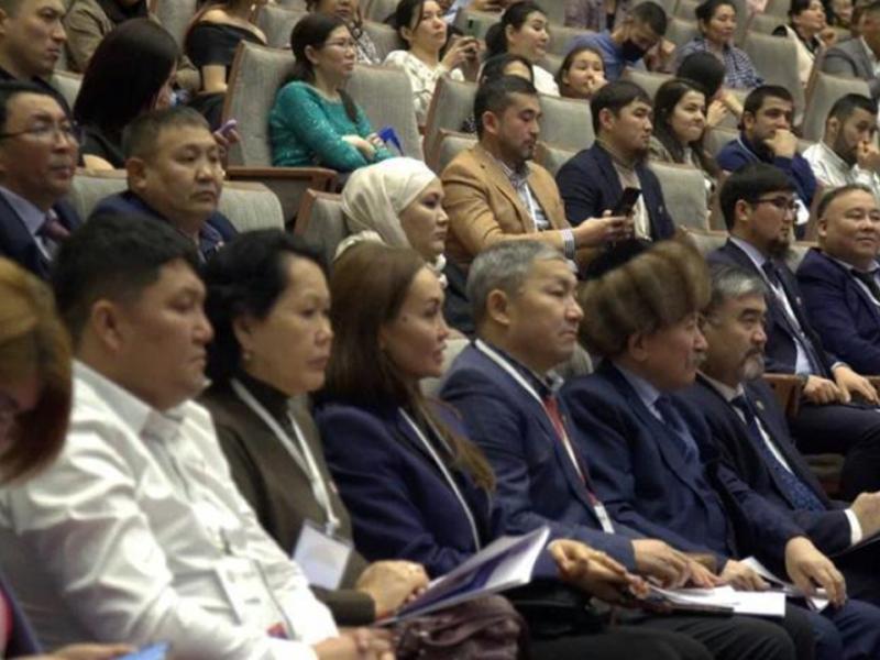 Мигранттардын эл аралык күнүнө карата Бүткүл россиялык «Кыргыз конгресси» коомдук уюмунун кезексиз (IV) съезди болуп өттү