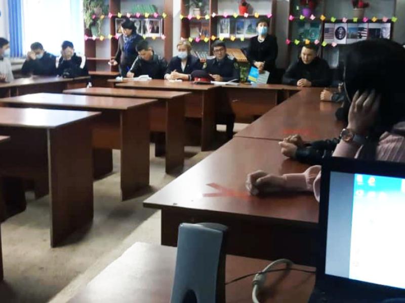 Таласта “Кыз ала качуу салтпы же кылмышпы” деген темада тегерек стол болду