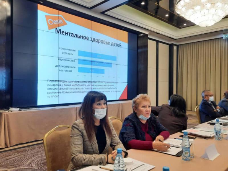 Бишкекте “Жетим балдарды жана ата-энесинин камкордугусуз калган балдарды интернаттан кийинки коштоо” аталыштагы тегерек стол болуп өттү 