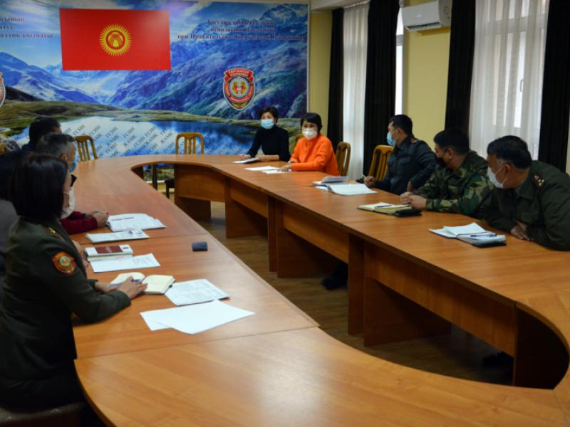 КР Акыйкатчы аппаратынын кызматкерлери  Бишкек ШИИББ УКЖга  жүргүзүлгөн мониторингдин жыйынтыгын чыгарышты