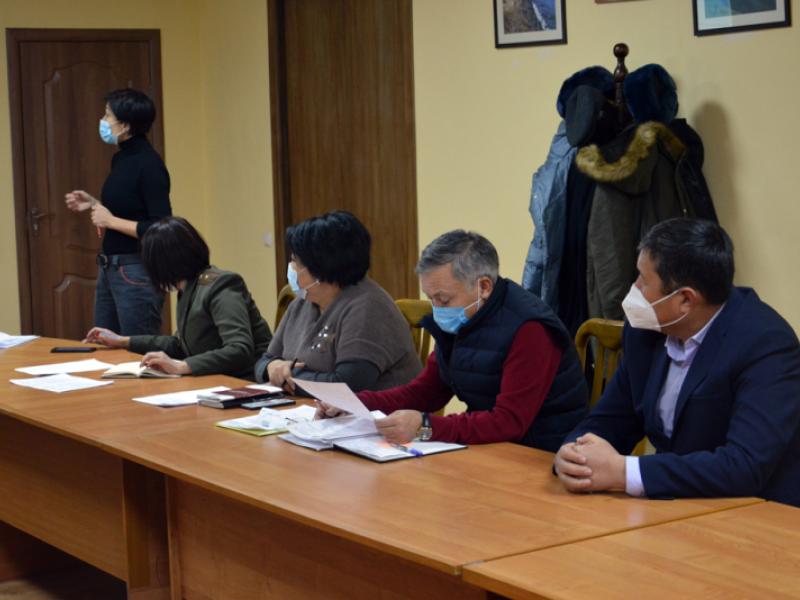 КР Акыйкатчы аппаратынын кызматкерлери  Бишкек ШИИББ УКЖга  жүргүзүлгөн мониторингдин жыйынтыгын чыгарышты