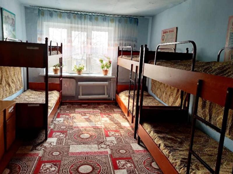 “Кара-Суу дүлөй балдар үчүн атайын жалпы билим берүүчү жатак-мектебине” мониторинг жүргүзүлдү