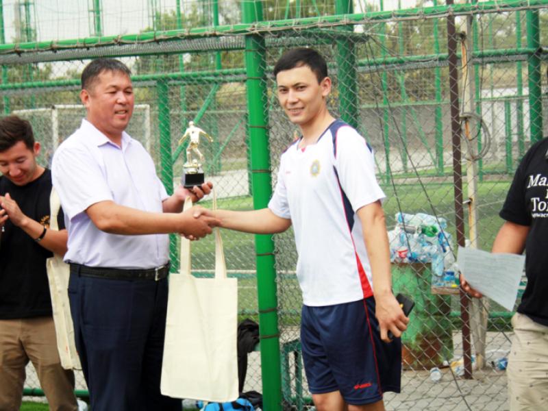 КР Акыйкатчы иституту жана «Эркиндик үнү» КФ кыйноолордун курмандыктарын колдоонун эл аралык күнүнө арналган мини-футбол боюнча мелдеш өткөрүштү