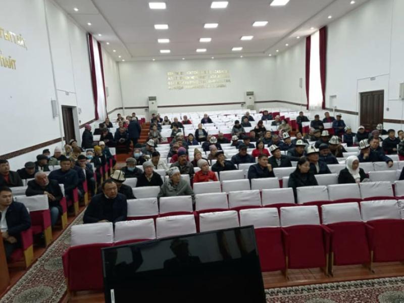 “Укук кербени” долбоорунун катышуучулары Кара-Суу  районунун тургундары менен жолугушту