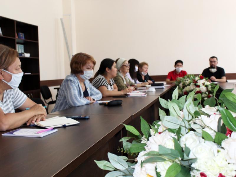 Кыргызстандын укук коргоочулары республиканын жаш программисттерине колдоо көрсөтүүгө даяр