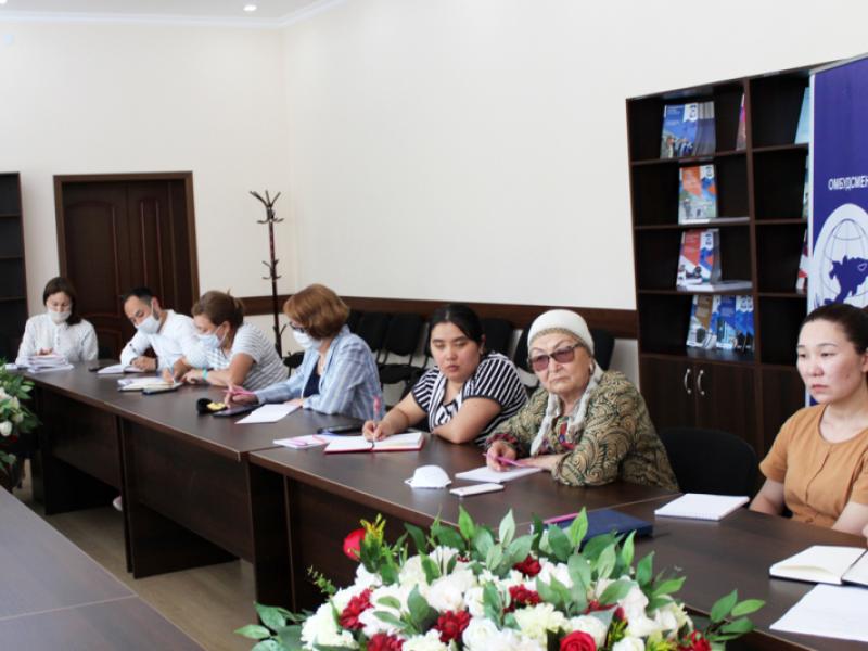 Кыргызстандын укук коргоочулары республиканын жаш программисттерине колдоо көрсөтүүгө даяр