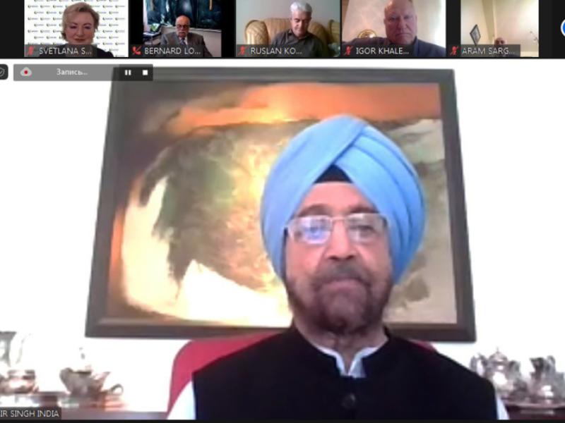 Кыргызстандын Акыйкатчысы “Евразия Элдеринин Ассамблеясынын” уюштуруучуларынын онлайн жыйынына катышты