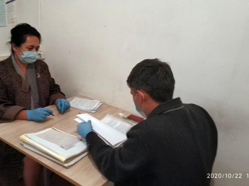 Кыргыз Республикасынын Акыйкатчы Аппаратынын кызматкерлери Чүй облусунун УКЖ жана Токмок шаарынын Ички иштер башкы башкармалыгын текшеришти