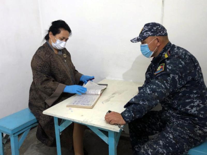 Кыргыз Республикасынын Акыйкатчы Аппаратынын кызматкерлери Чүй облусунун УКЖ жана Токмок шаарынын Ички иштер башкы башкармалыгын текшеришти