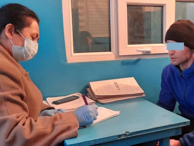 Кыргыз Республикасынын Акыйкатчы Аппаратынын кызматкерлери Чүй облусунун УКЖ жана Токмок шаарынын Ички иштер башкы башкармалыгын текшеришти