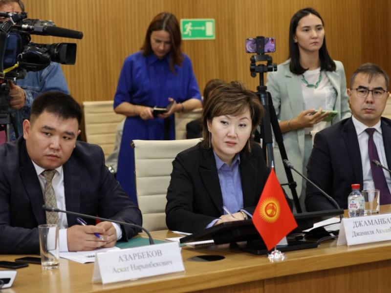 Москвада Кыргызстан менен Россиянын Акыйкатчылары кызматташтык жөнүндө протколго кол коюшту