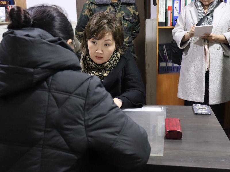 Акыйкатчы Джамиля Джаманбаева посетила СИЗО в Бишкеке