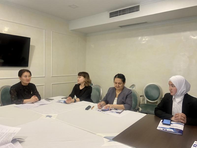 Альберт Колопов: Конституцияда адам укуктары менен эркиндиктерине артыкчылык берилген