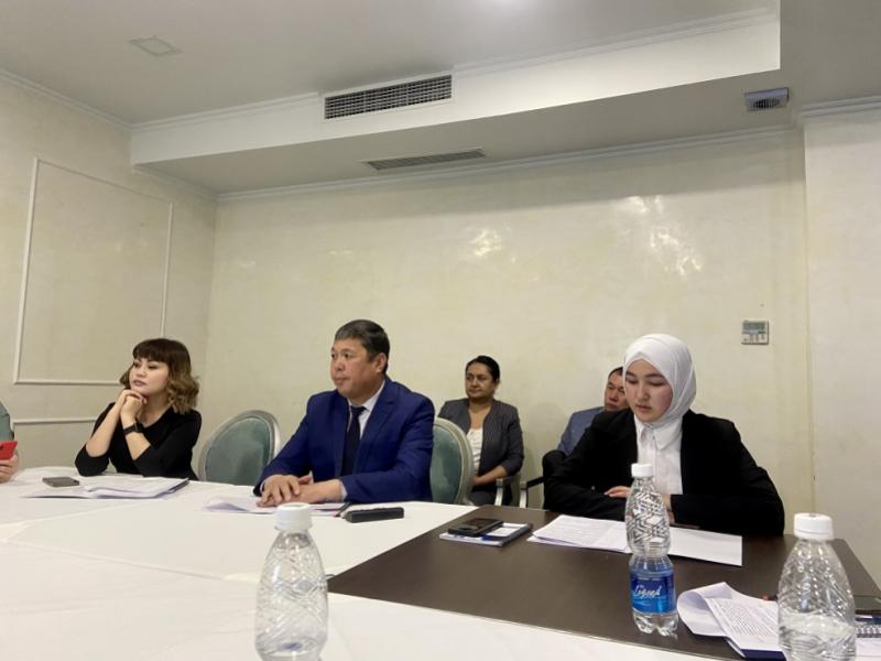 Альберт Колопов: Конституцияда адам укуктары менен эркиндиктерине артыкчылык берилген