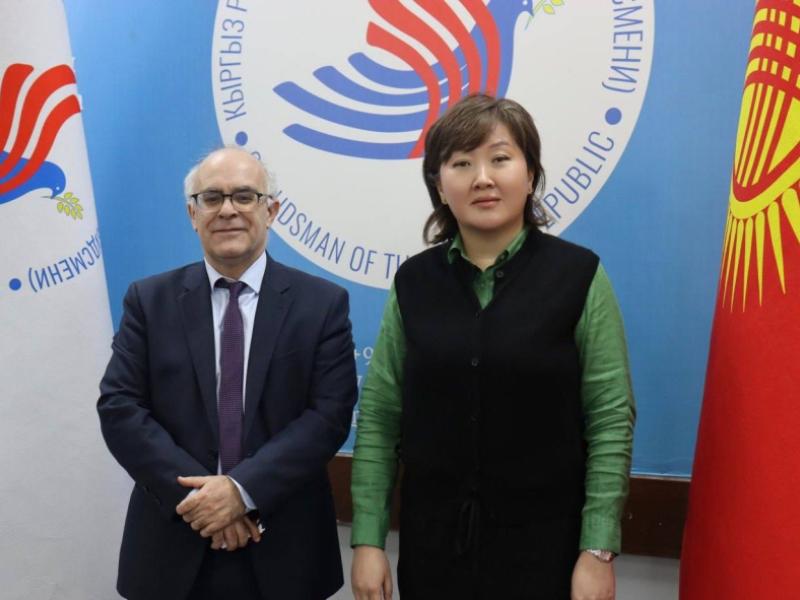 Франциянын Кыргызстандагы элчиси Акыйкатчы Институтунун кеңсесине келди