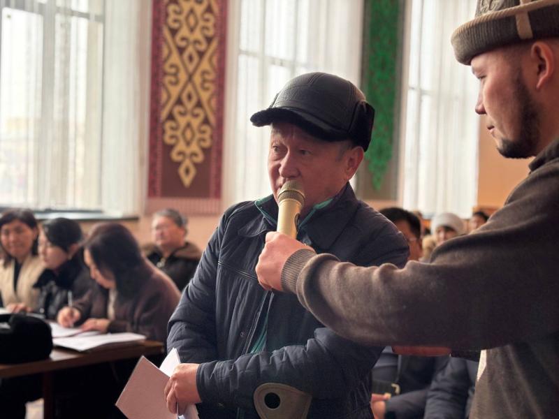 Акыйкатчынын Ысык-Көлгө болгон иш сапарынын жыйынтыгы: ондогон кайрылуулар кабыл алынып, укуктук кеп-кеңештер берилди