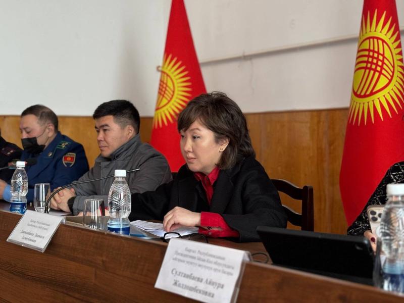 Десятки принятых заявлений и правовых консультаций: итоги поездки Акыйкатчы на Иссык-Куль