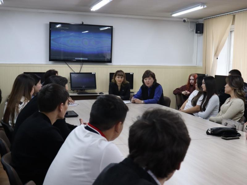 Институт Акыйкатчы и КРСУ подписали меморандум о сотрудничестве