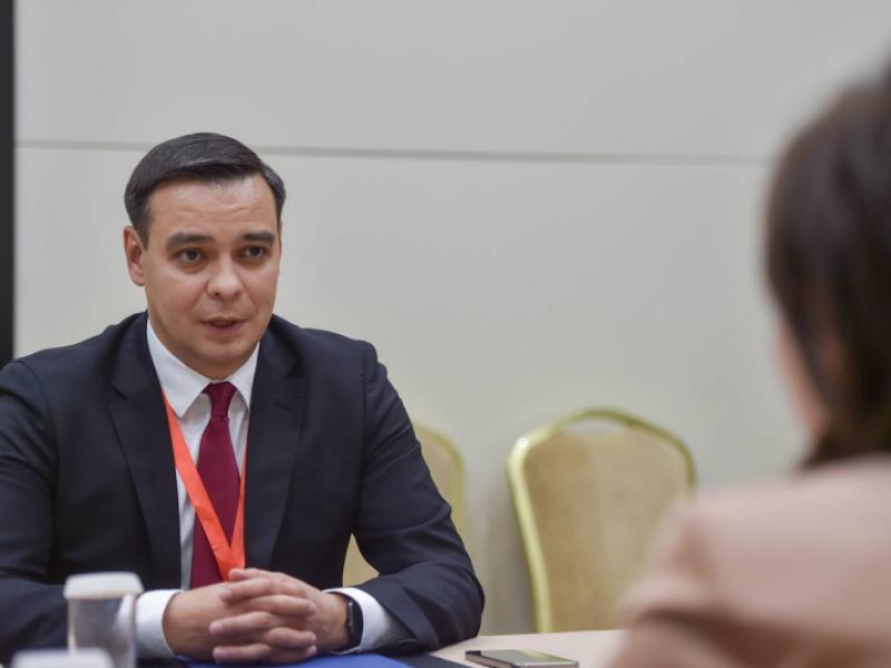  Казакстан менен Кыргызстан адам укугун коргоо жаатында сүйлөшүүлөрдү жүргүздү 
